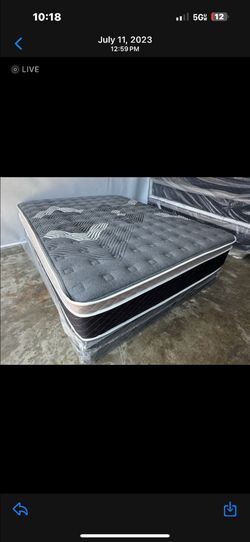 Queen Oasis Thermal Comfort Europillow Top 12in Mattress