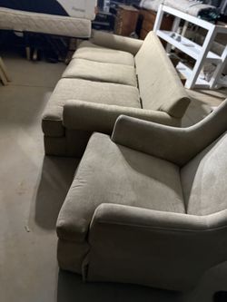  Couch & Chair 50$