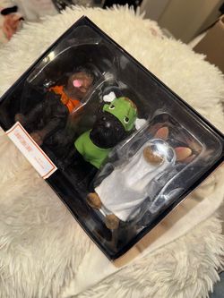 Halloween decor