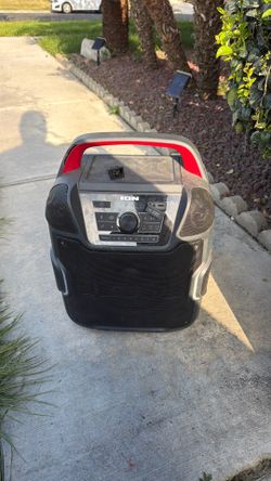 Ion speaker