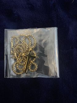Cross Necklace, Gold Stainless Steel Plain Cross Pendant Necklace Box Chain 18 Inch