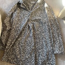 ladies Super Soft Leopard Top/dress (size L)