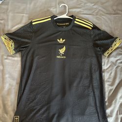 Mexico 2025 Men’s Black And Gold Jersey, Size L