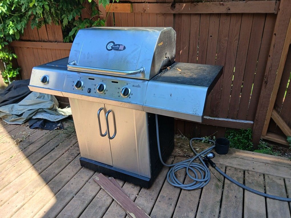 Free Natural Gas Barbecue Grill