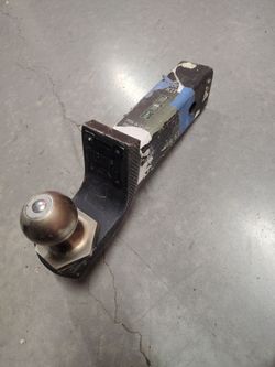 Trailer hitch