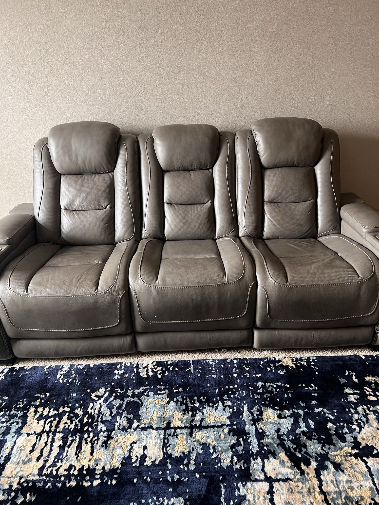 Leather Couch. Sofa 