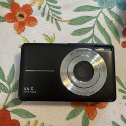 Digital Camera 