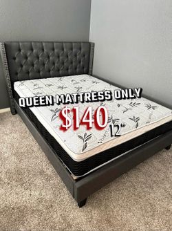 Queen size pillow top mattress