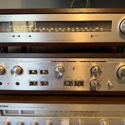 Luxman L-450 & T-400 Stereo Amp And Tuner