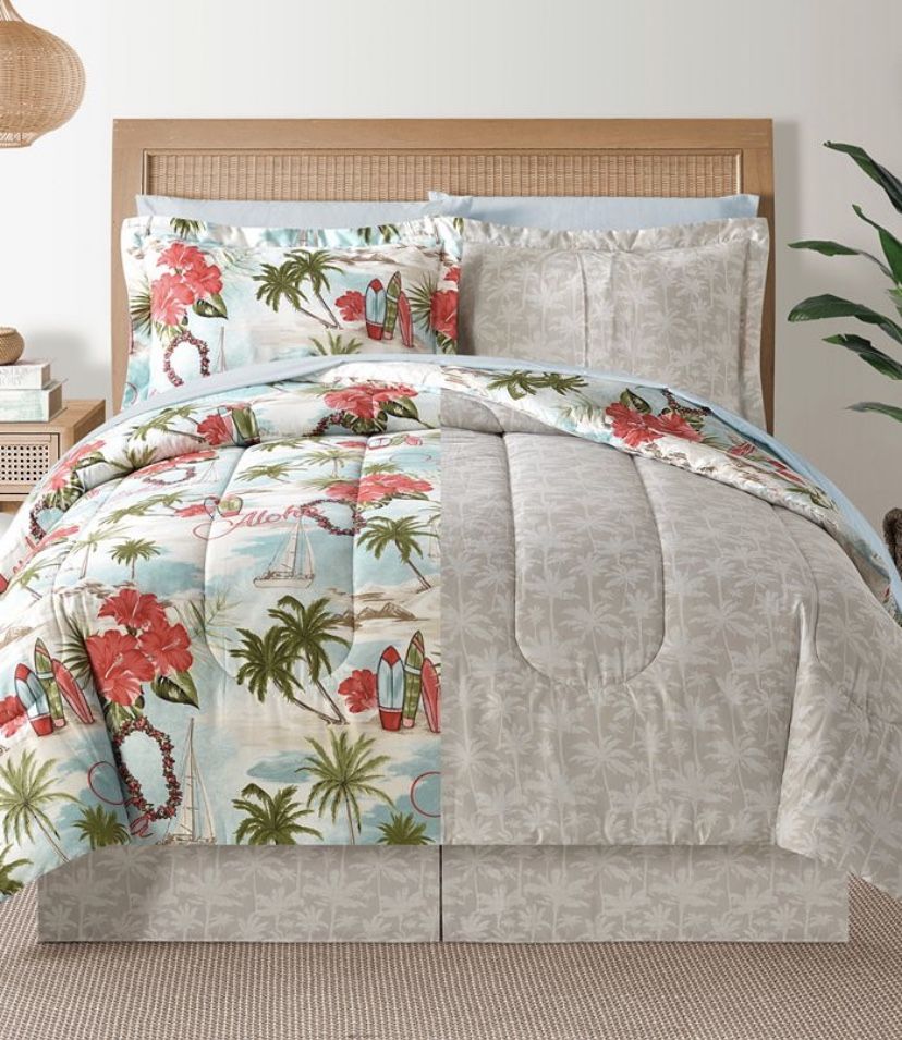 King Fairfield Square Hawaii Multi 8 Pc. Comforter Sets