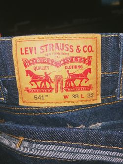 LEVIS 541'- SIZE W38xL32