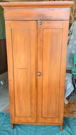 Antique Pie Safe Early American Beautiful Cinnamon Color Good Storage