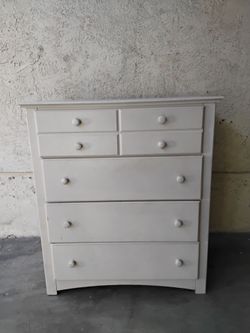 FOUR DRAWERS CHEST