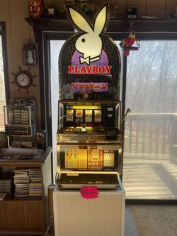 Playboy Slot Machine - PaPa Joe’s Personal Machine