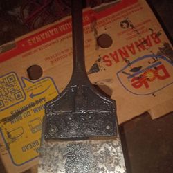 Vinyl chipping blade