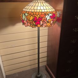 🌟 Robert Tsai RT42 Tiffany-Style Stained Glass Floor Lamp – Handcrafted Art Glass Shade 🌟