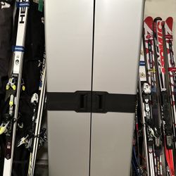 Stanley Garage/Tool Cabinet. Resin/plastic. 4 Shelves. Pegboard Walls