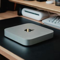 Mac mini M1 16gb RAM 512gb Storage