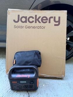 Jackery Portable Power Station