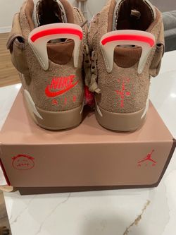 Travis Scott x Air Jordan 6 DS*