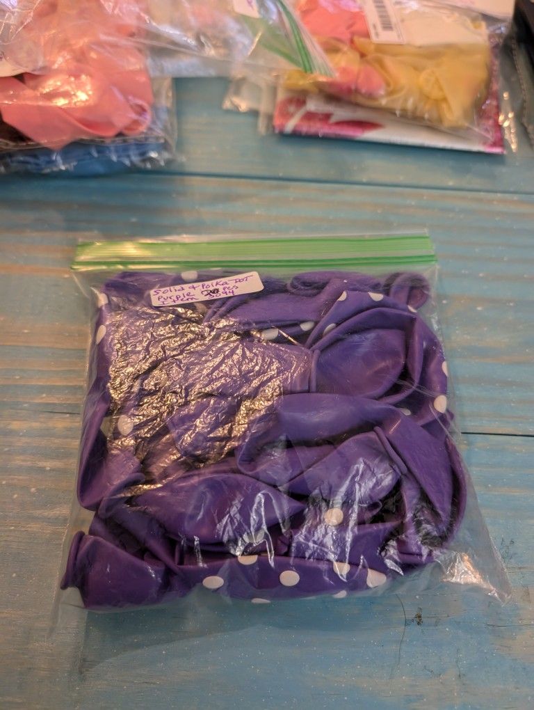 (20 PEICES) PURPLE/POLKA DOT BALLOONS NON SMOKING HOME 