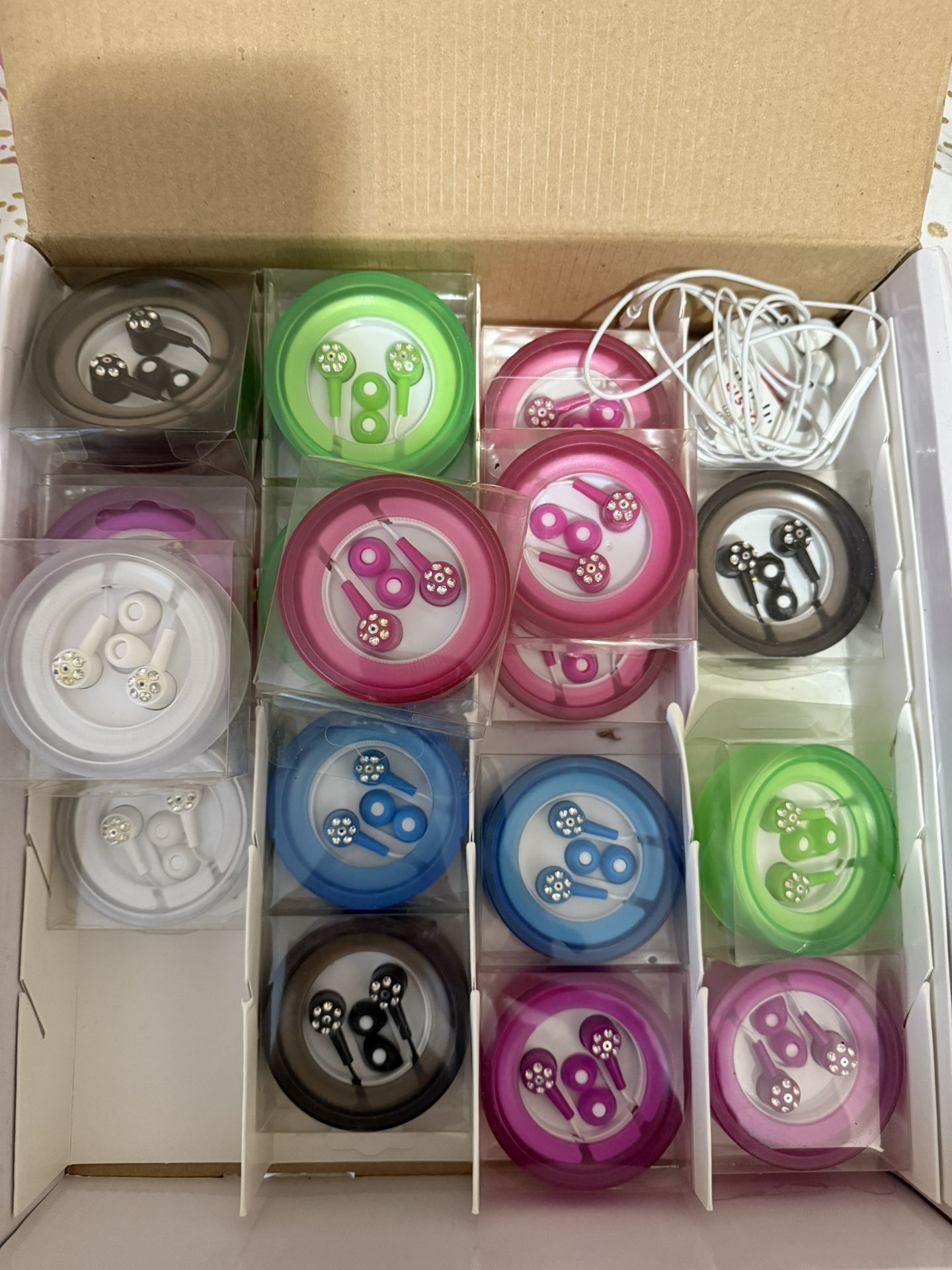 Jewel Case Earbuds