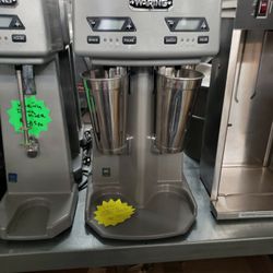 New Waring WDM240TX Double Spindle Drink Mixer