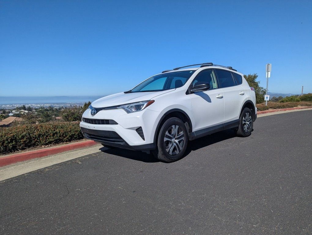 2016 Toyota RAV4, White/Black, Runs Great, Cheap!