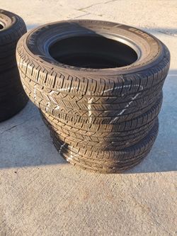 3 KELLY EDGE 235 65 17  TIRES  GREAT SHAPE