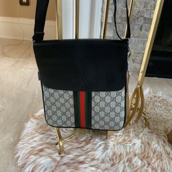 Crossbody 