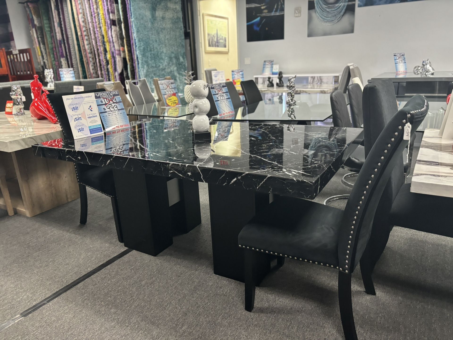 Black Marbled Style Top Dining Table W/ 4 FREE CHAIRS For Sale ( We Deliver)