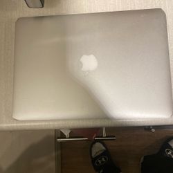 Mac Book 