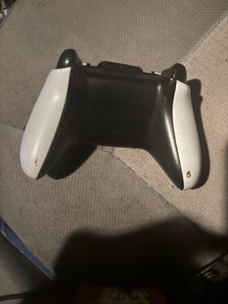 Xbox one controller.