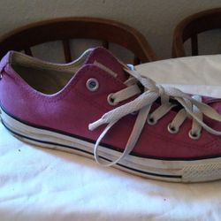 Woman's Size 10 Shoes Converse for Sale in Chula Vista, - OfferUp