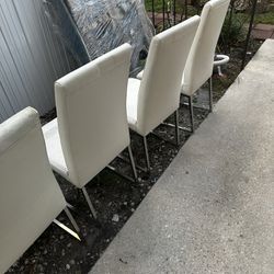 Free Set Of 4 Chairs 