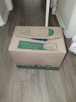 Small Box Of 2x/3x Clothes