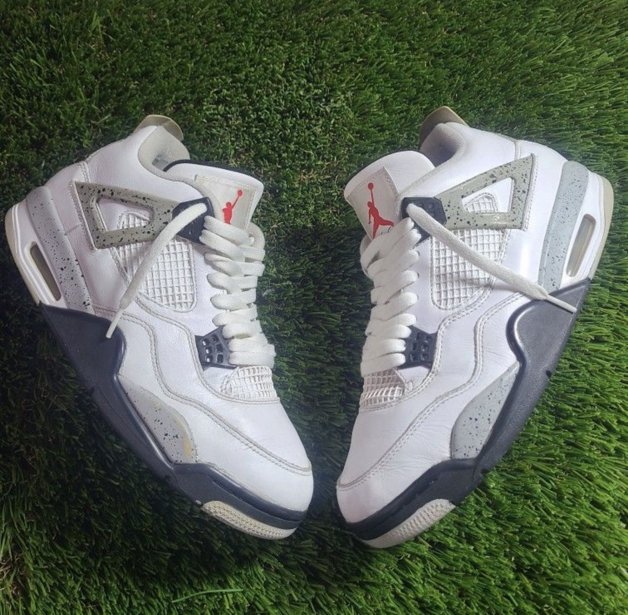 JORDAN 4 RETRO