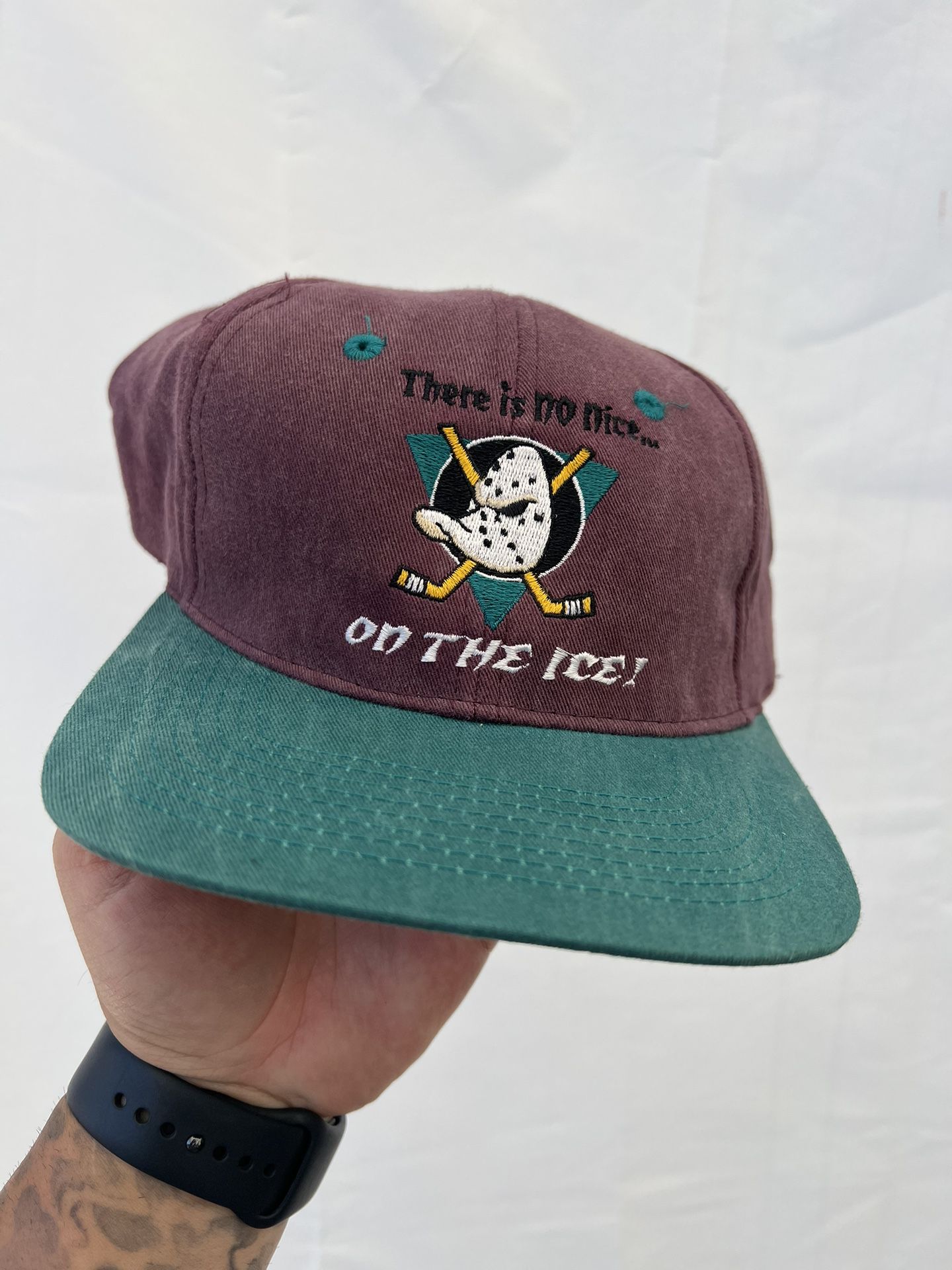 Vintage Anaheim Mighty Ducks Strapback dad hat cap rare 90s NHL hockey  deadstock