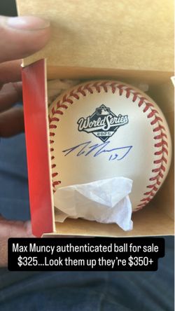 Max Muncy 2025 Signed Ball