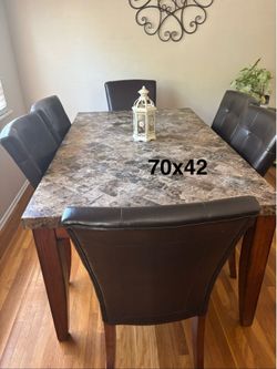 Dinning Table