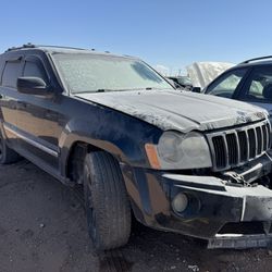 2005 Jeep Grand Cherokee Part Out