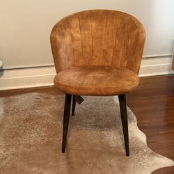 Add some flavor to your home 🤩❗️Modern Chic Orange Chair – Bold & Stylish!