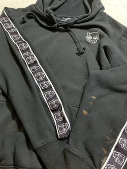 Marvel Black Panther Used Large size Hoodie