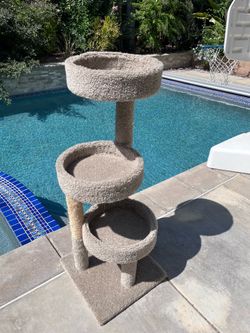 Heavy Duty Cat Stand
