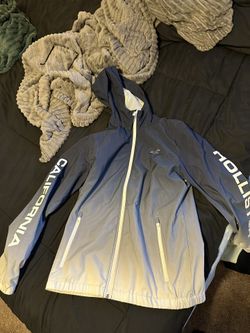 Blue Hollister Men’s Hoodie. Size Medium 