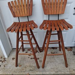 2 Swivel Bar Stools Wood Like New 