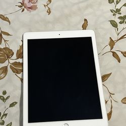 iPad Air 2 64GB – Good Condition – Case Included