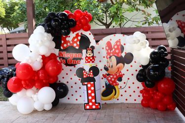 Minnie Birthday Backdrops Balloons Cylinders Arches ++ 