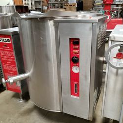 Used Vulcan VGLT40 - 40 Gallons Kettle Natural Gas 