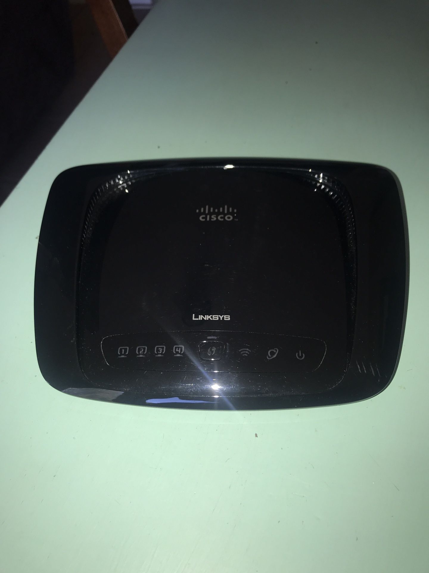 LINKSYS by Cisco Wireless-N Broadband Router